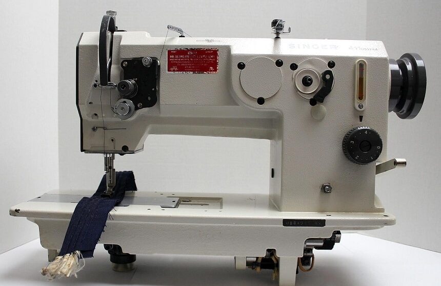 7 Best Industrial Sewing Machines - Pros Want The Quality
