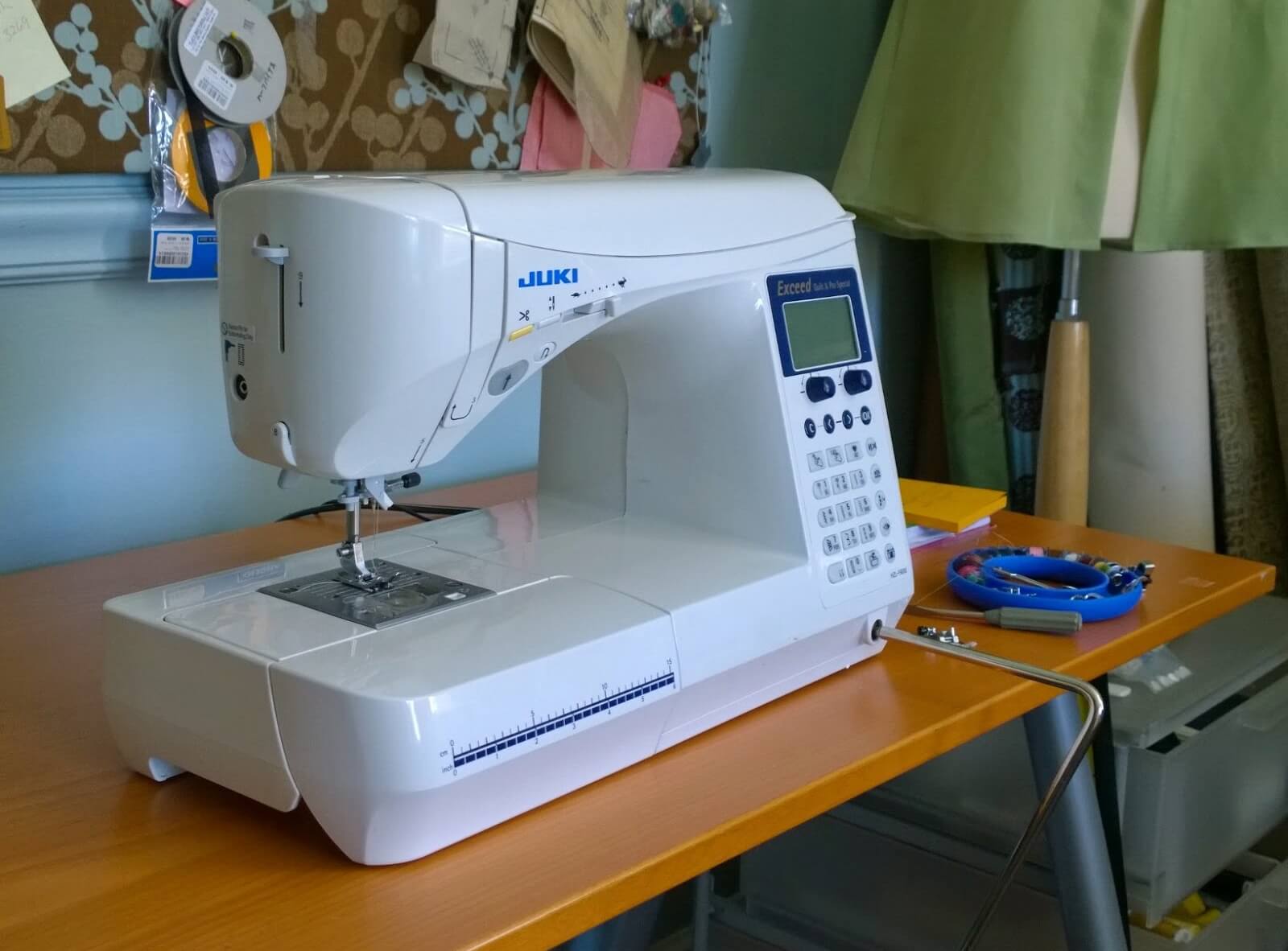 11 Best Intermediate Sewing Machines Reviewed and Rated (Sept. 2020)