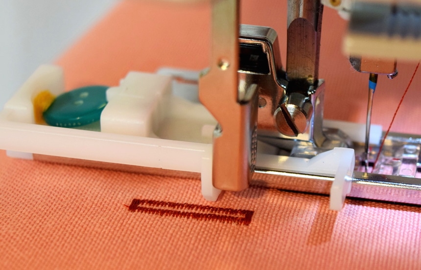 9 Best Walking Foot Sewing Machines for the Heaviest of Tasks