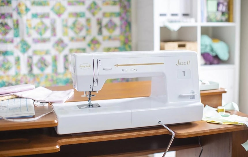 8 Best Sewing Machines for Leather - Work with Heavy Fabrics is Easy