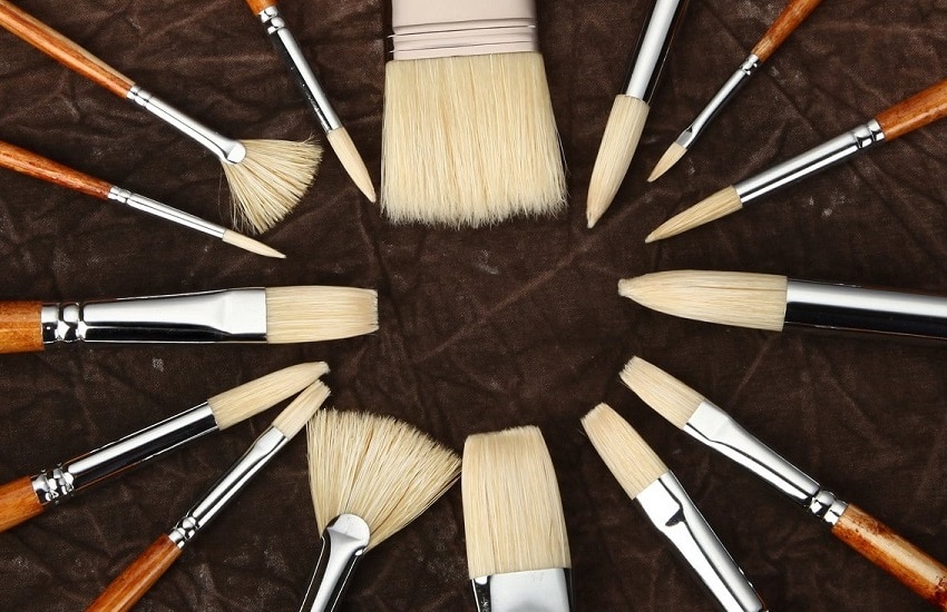 9 Best Acrylic Paint Brushes to Make Your Painting Process Much Easier