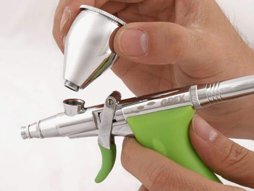 12 Best Airbrushes for Models - Precise Patterns on Miniatures (Summer 2022)