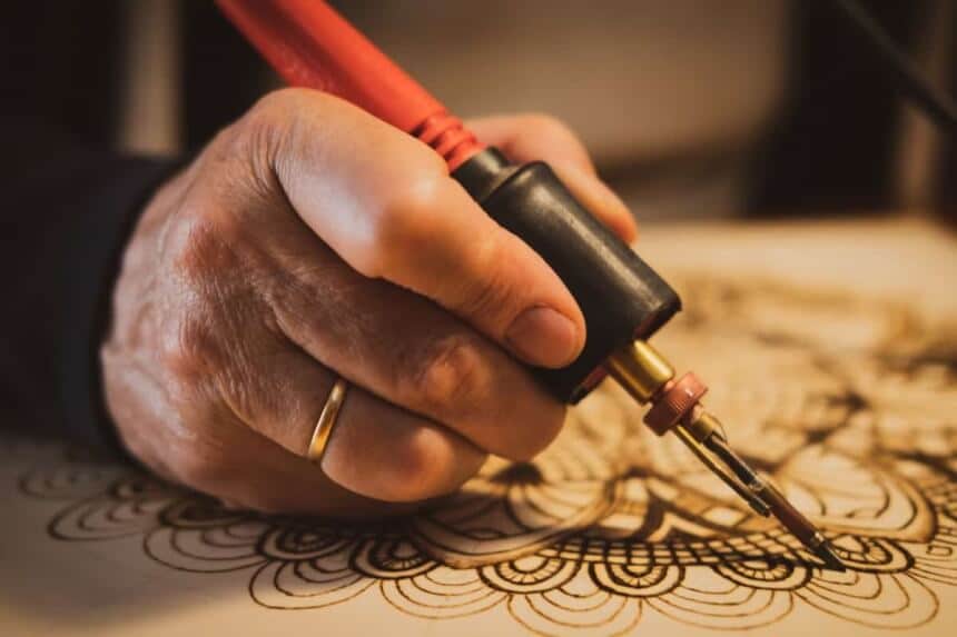10 Outstanding Wood Burning Tools to Become a Pyrography Master