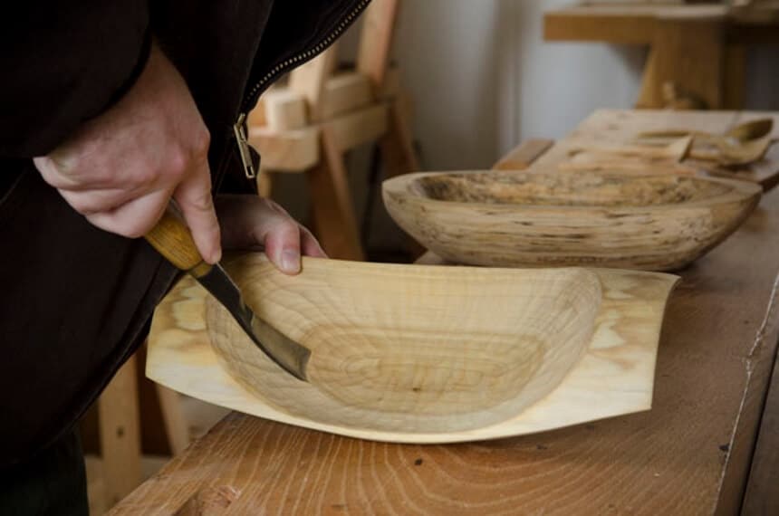 10 Best Bowl Gouges to Make Woodturning as Efficient as Possible