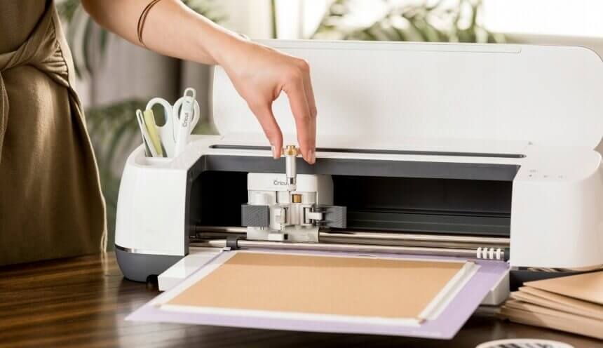 5 Best Vinyl Cutters for Mac - Get the Best Quality Cutouts!