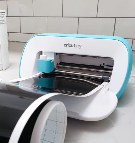 7 Best Cricut Machines that Can Do Plenty of Crafting Tasks with Ease