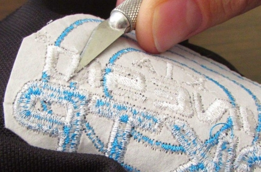 How to Remove Hand and Machine Embroidery From Clothing