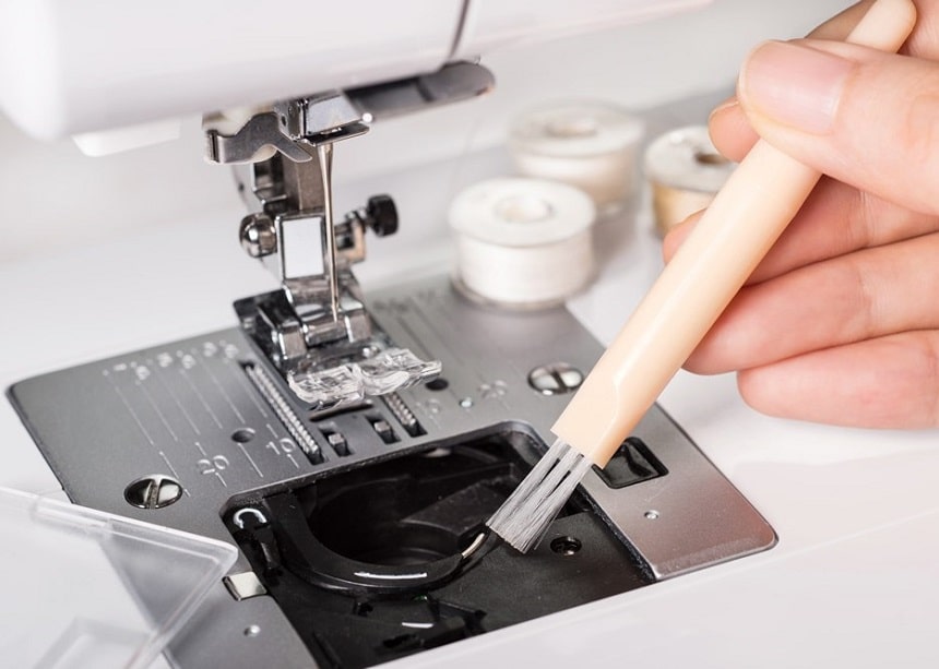 How to Oil a Sewing Machine in 4 Steps