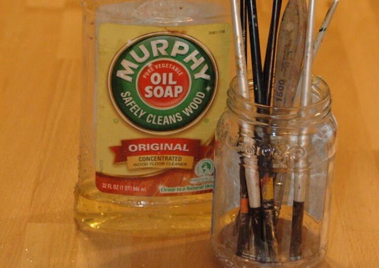 How to Get Acrylic Paint Out of Brushes Tips & Tricks