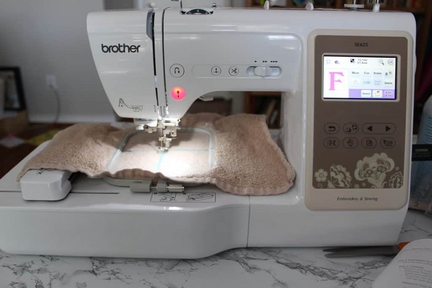 6 Best Embroidery Machines for Beginners: Ins and Outs Explained (Summer 2022)