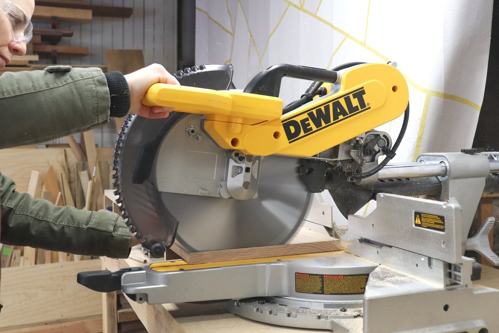 10 vs 12 Miter Saw: Which Is Better?