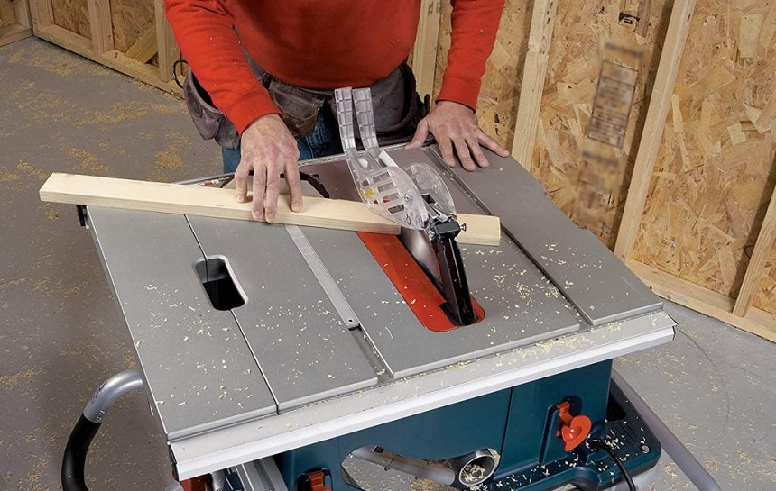 Bosch 4100XC-10 vs Dewalt E 7491RS Table Saw: Comparison of Two Brands